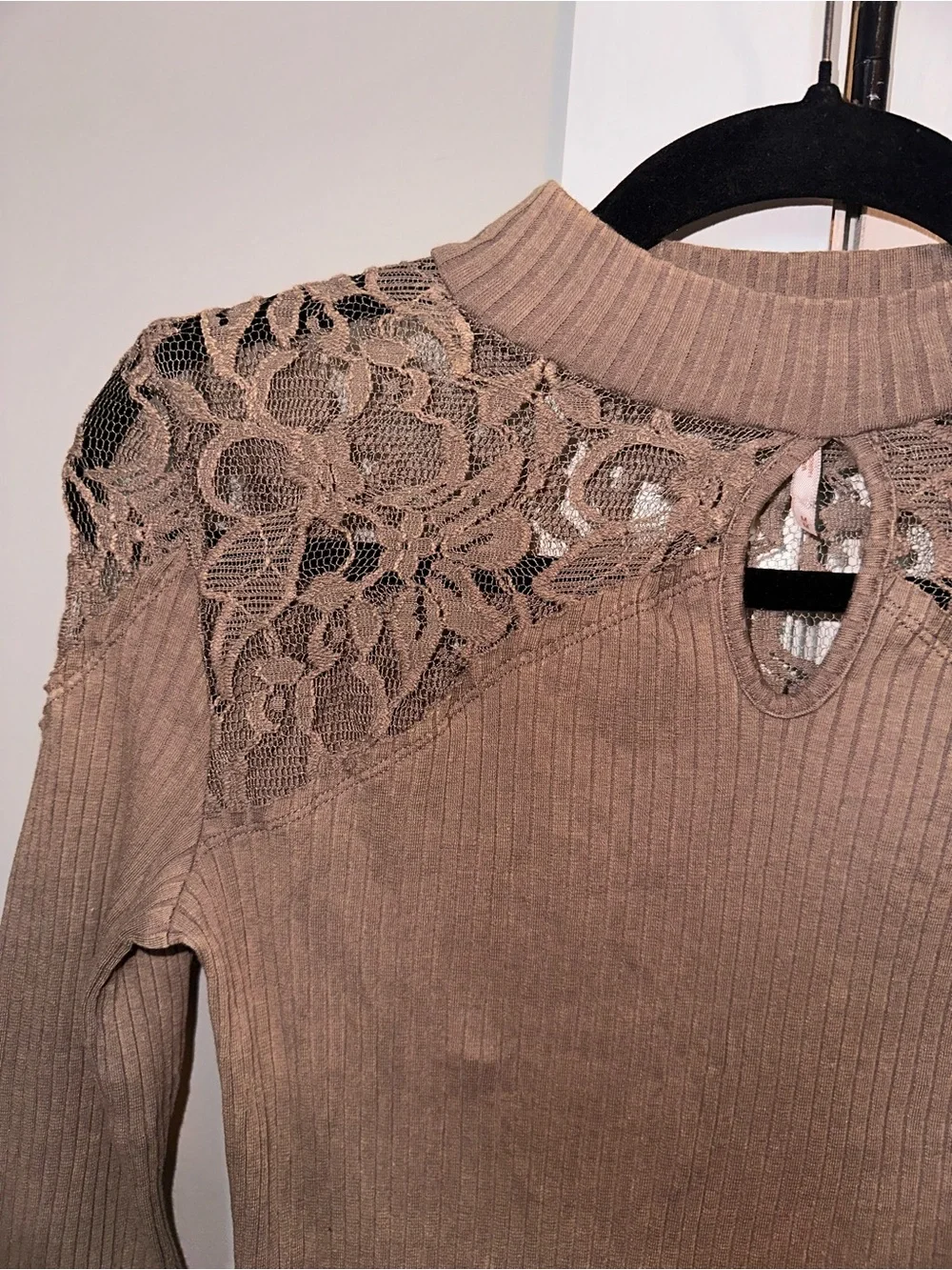 Free People Size Medium Lace Yoke Ribbed Knit Top - Brown